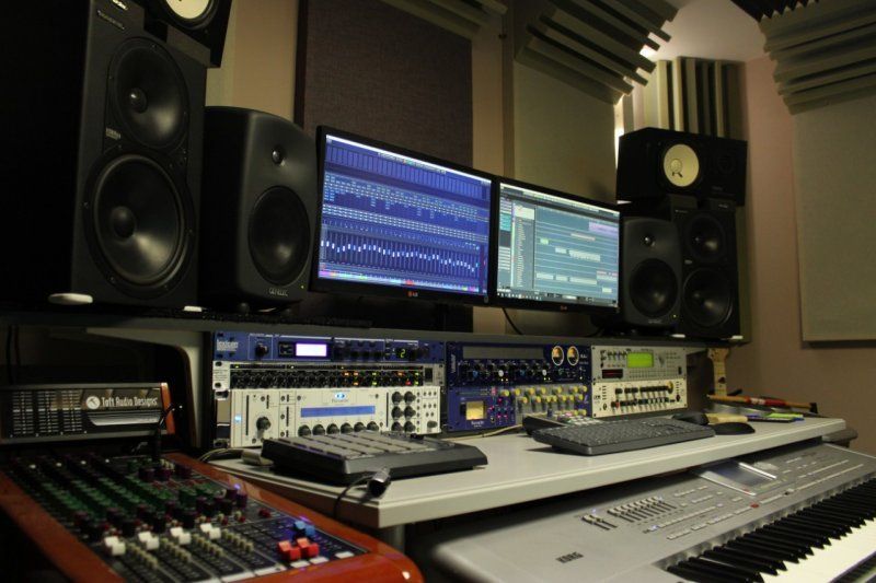 Acoustics in Avocal recording studio