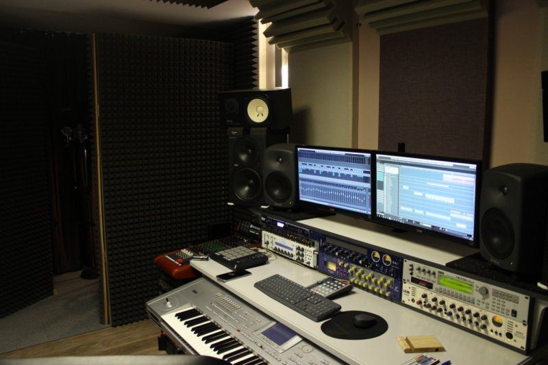 Acoustics in Avocal recording studio