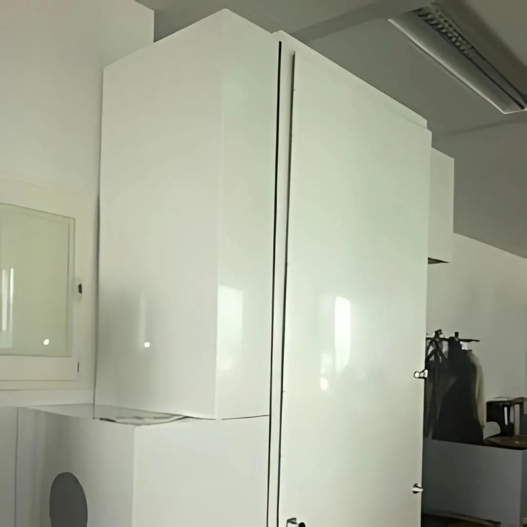 Soundproofing box for a noisy server