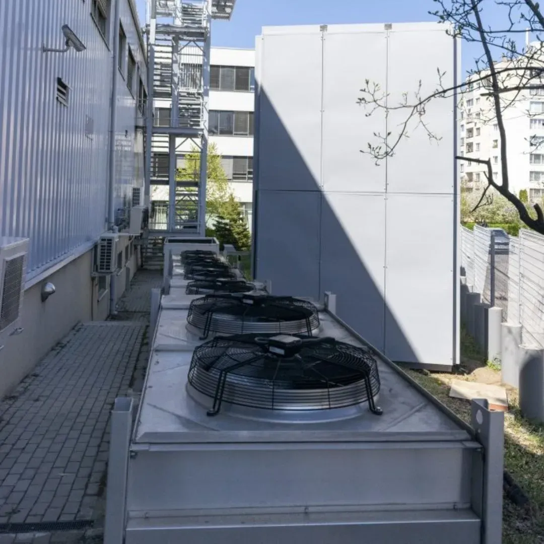 Sound isolation of а generator in Telenor